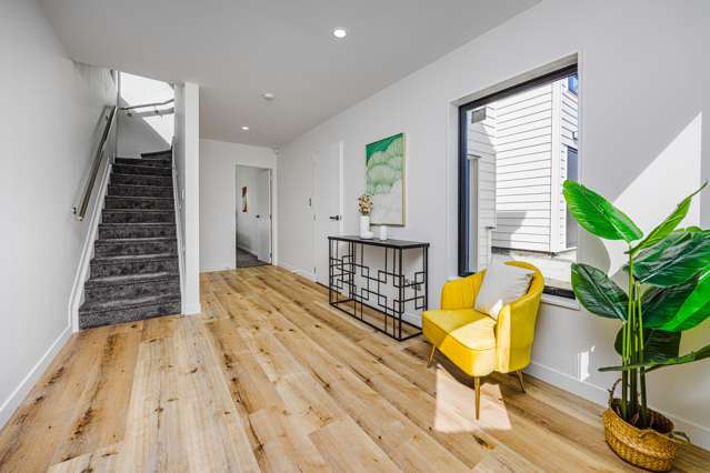 61 Joseph Street Flat Bush_4