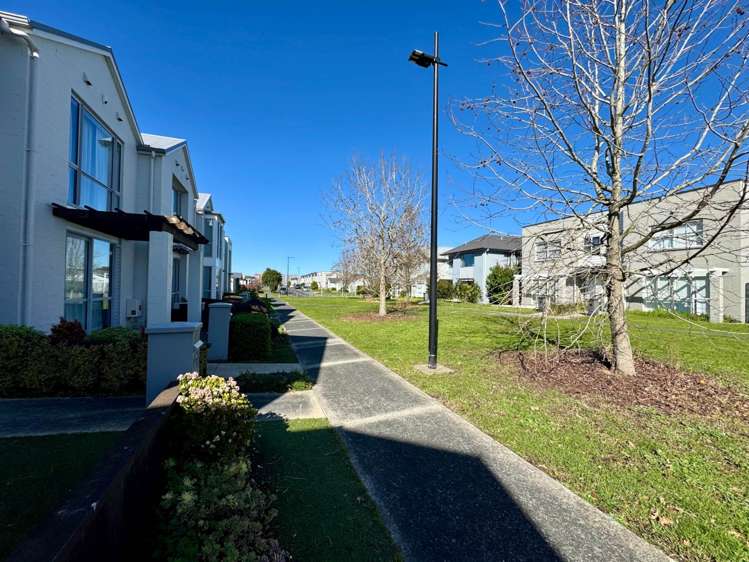 35 Hollowout Street Takanini_1