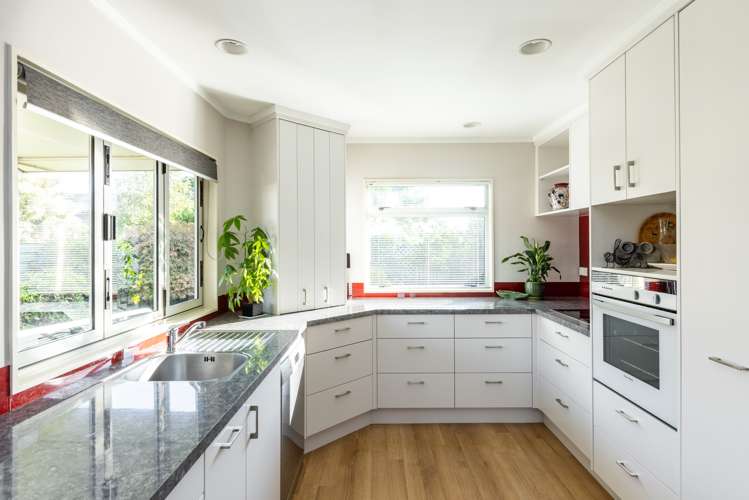 79 Upham Crescent Taradale_2