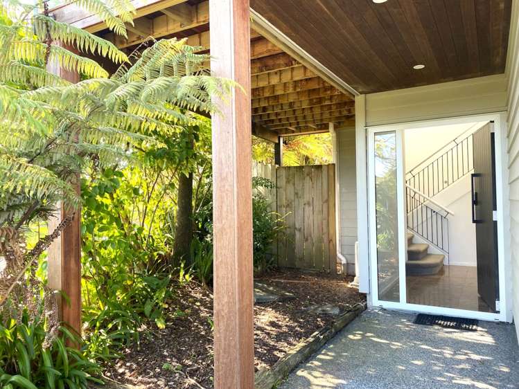 2/23 Peach Road Glenfield_5