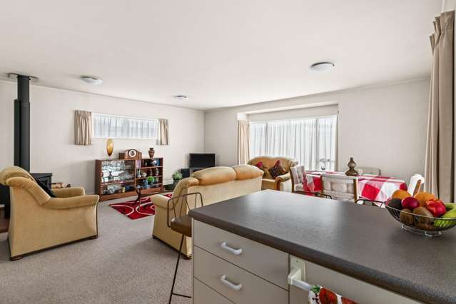 3/2 Anzac Avenue Onekawa_4