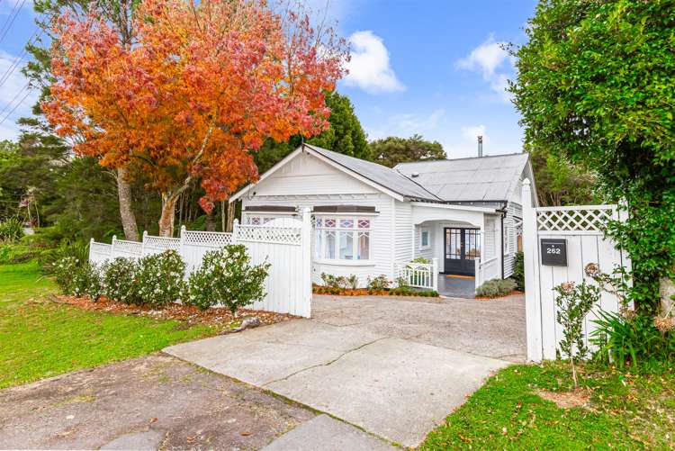 262 Glengarry Road Glen Eden_19