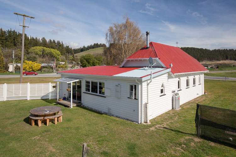 155 Main Road Luggate_16