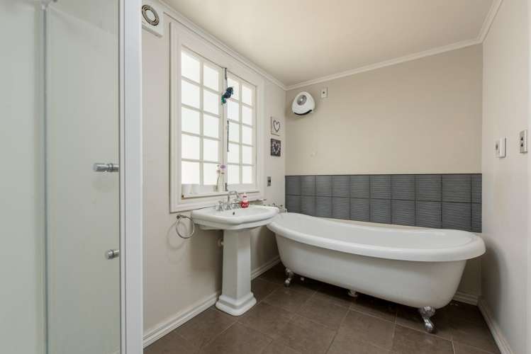 5 Delta Drive Renwick_15