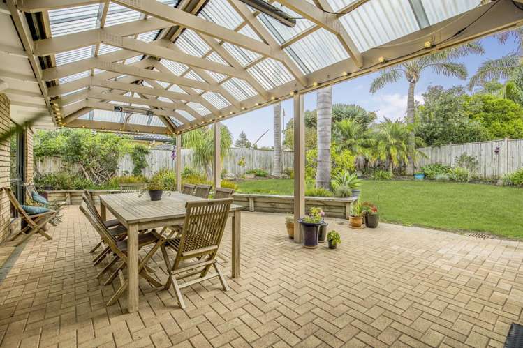 70 Lothian Brae Wattle Downs_0