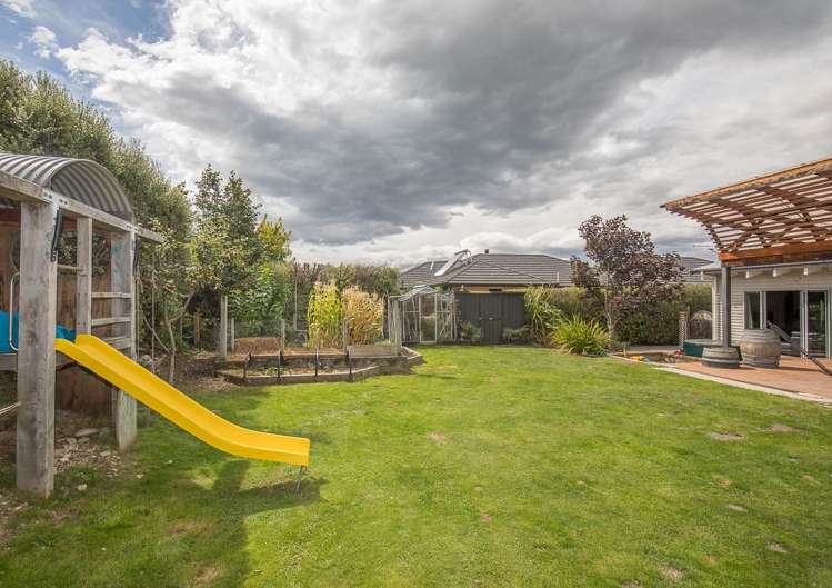 29 Kingston Street Albert Town_17