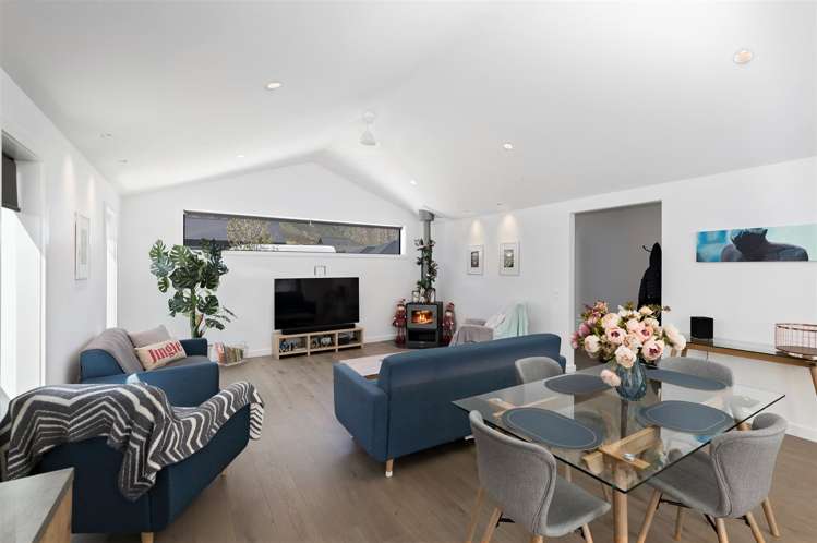 20 Howden Drive Jacks Point_2