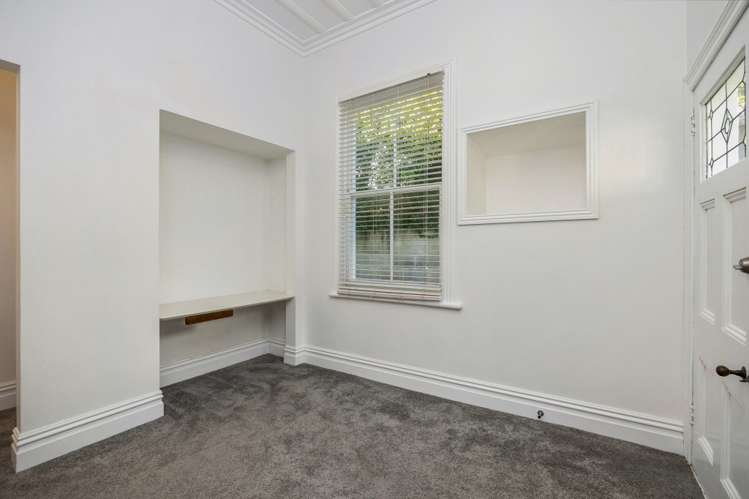 34 Lawrence Street 1685_11