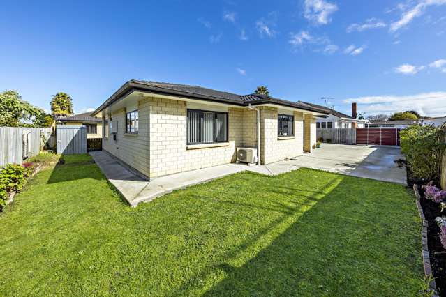 6 Plunket Avenue Papatoetoe_1