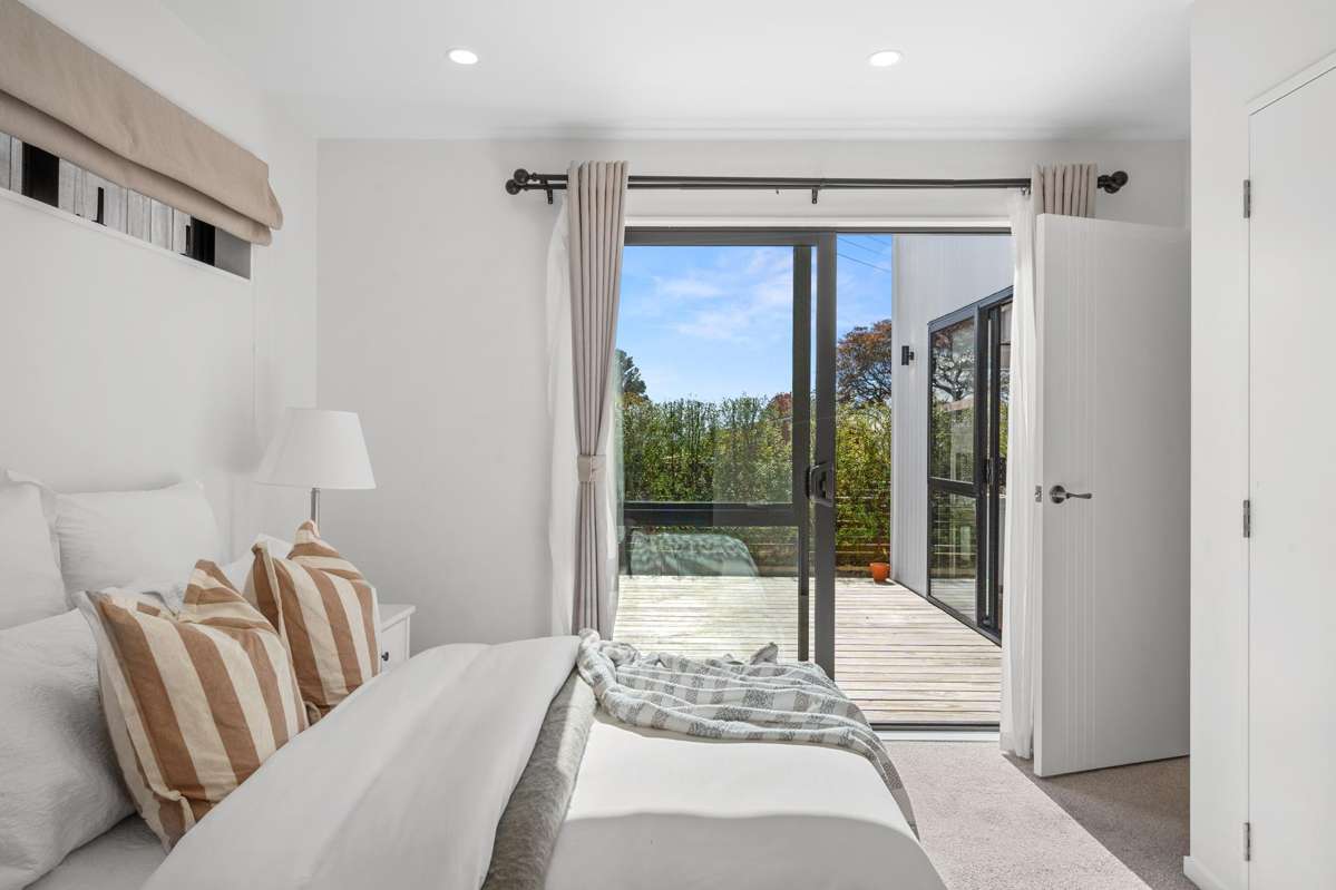 1B Valron Road_2