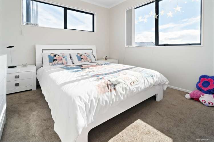 24 Carrickdawson Drive Flat Bush_18