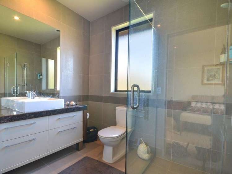 8 Skye Lane Jacks Point_13