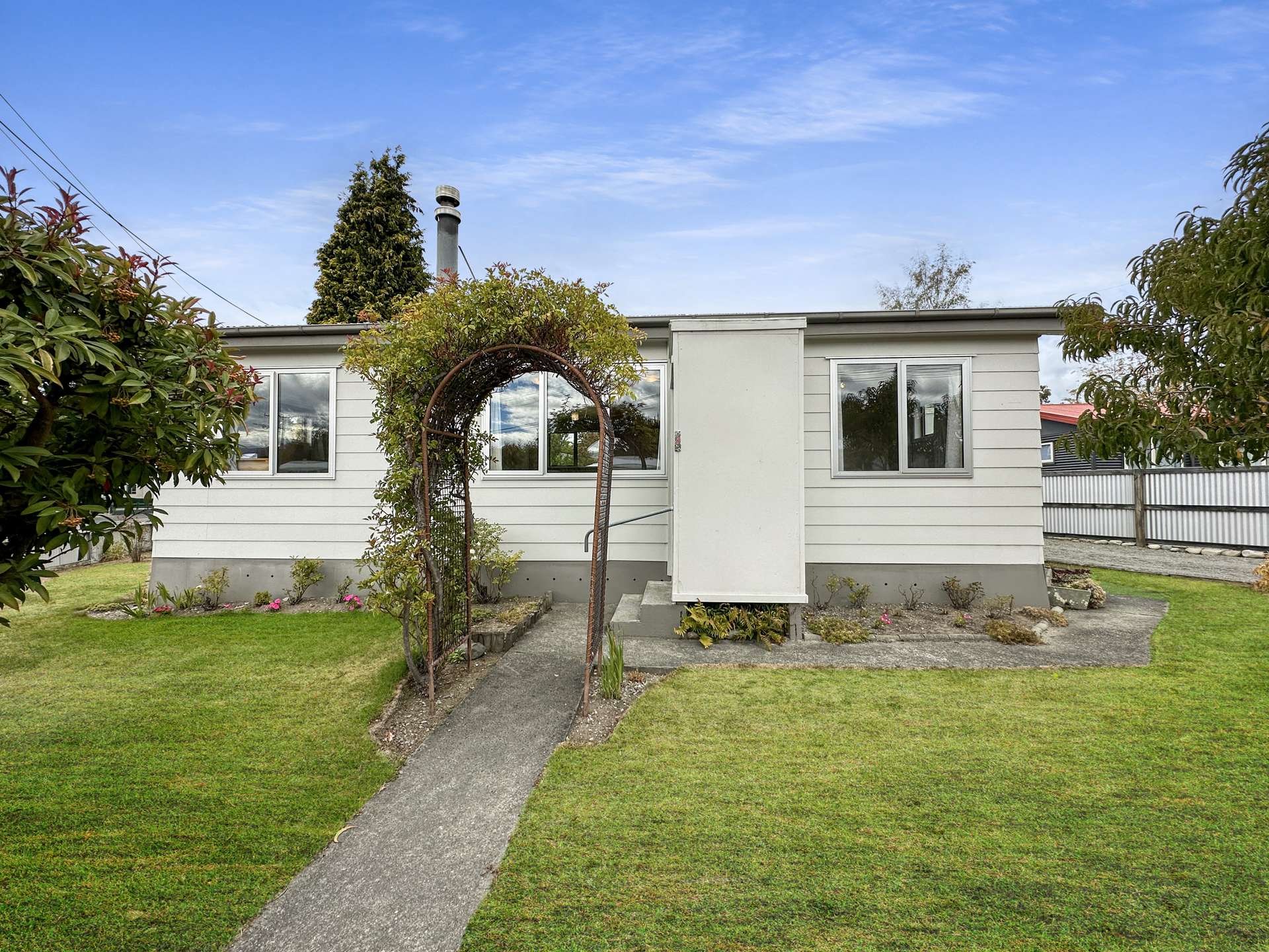 9 Maryburn Road Twizel_0