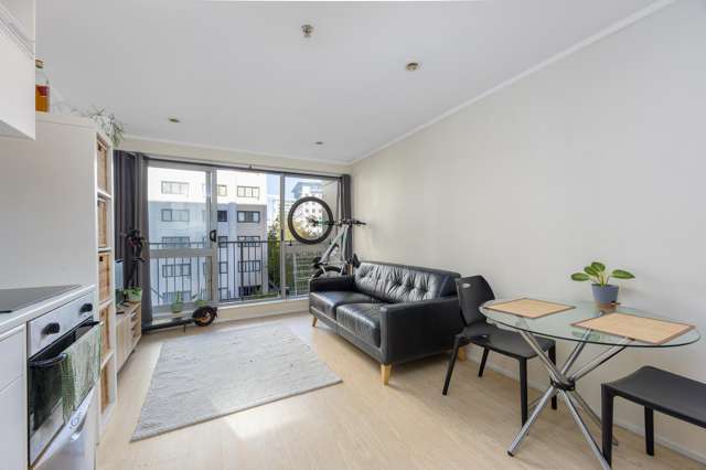 615/53 Cook Street Auckland Central_4