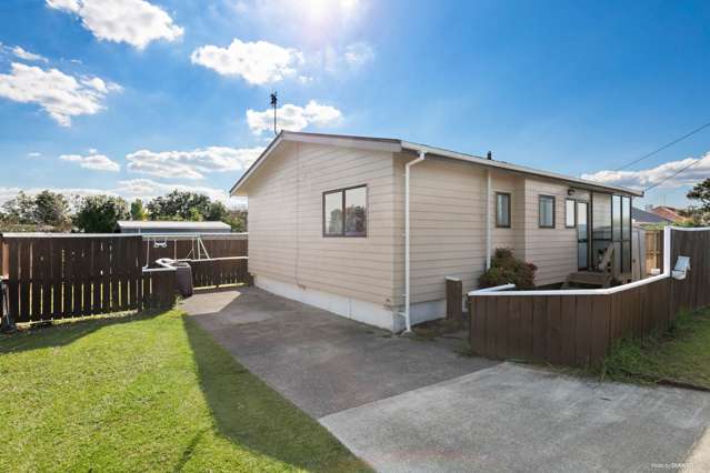 2a Rixon Place Te Atatu Peninsula_1