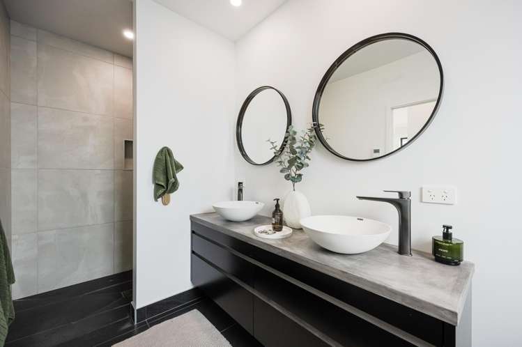 8 Walter Lawry Road Paerata_14