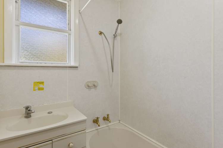 14 Panmure Avenue Calton Hill_7