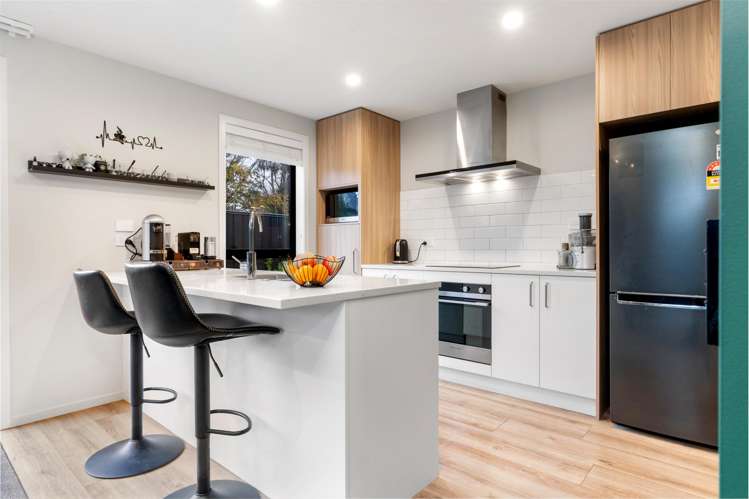56C Whincops Road_2