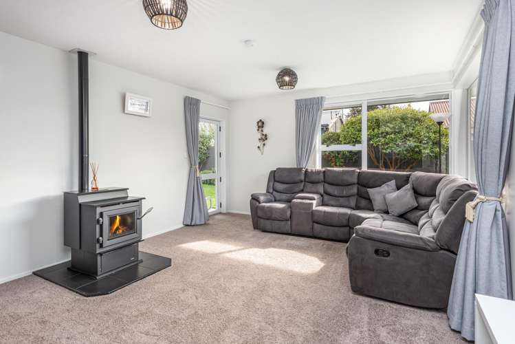 16a Kirk Road Templeton_1