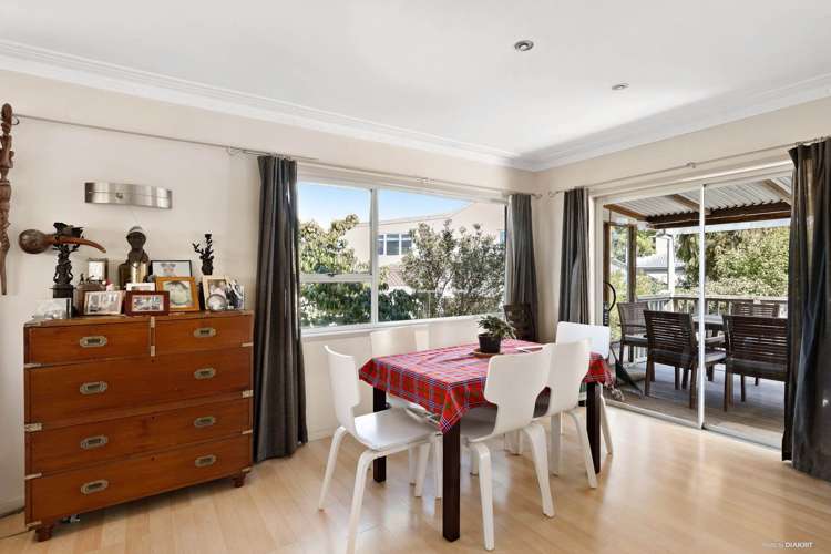 323 Beach Road Campbells Bay_5