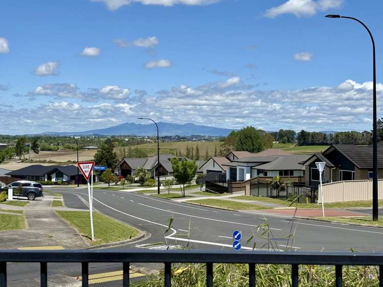 1 Waireka Road Rototuna North_23