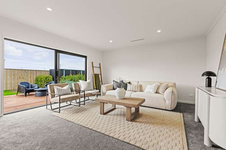 17 Knighton Drive West Melton_16