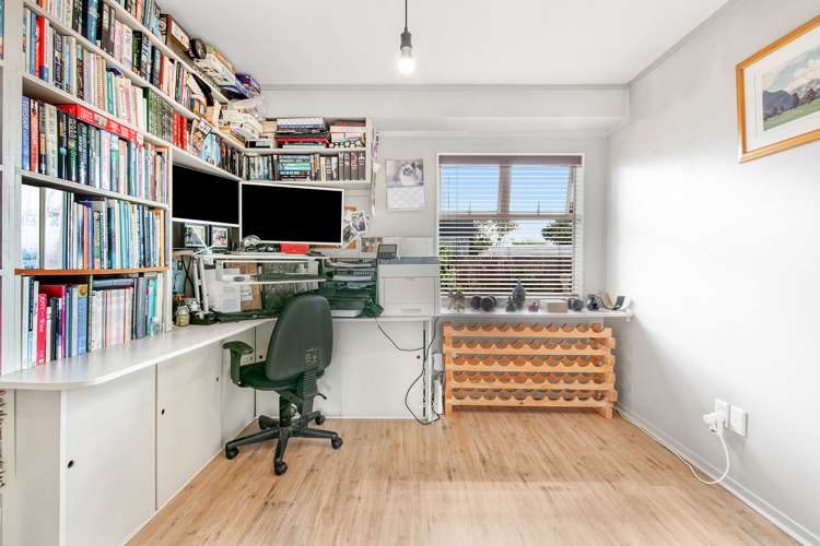 19a Parakai Avenue Parakai_10