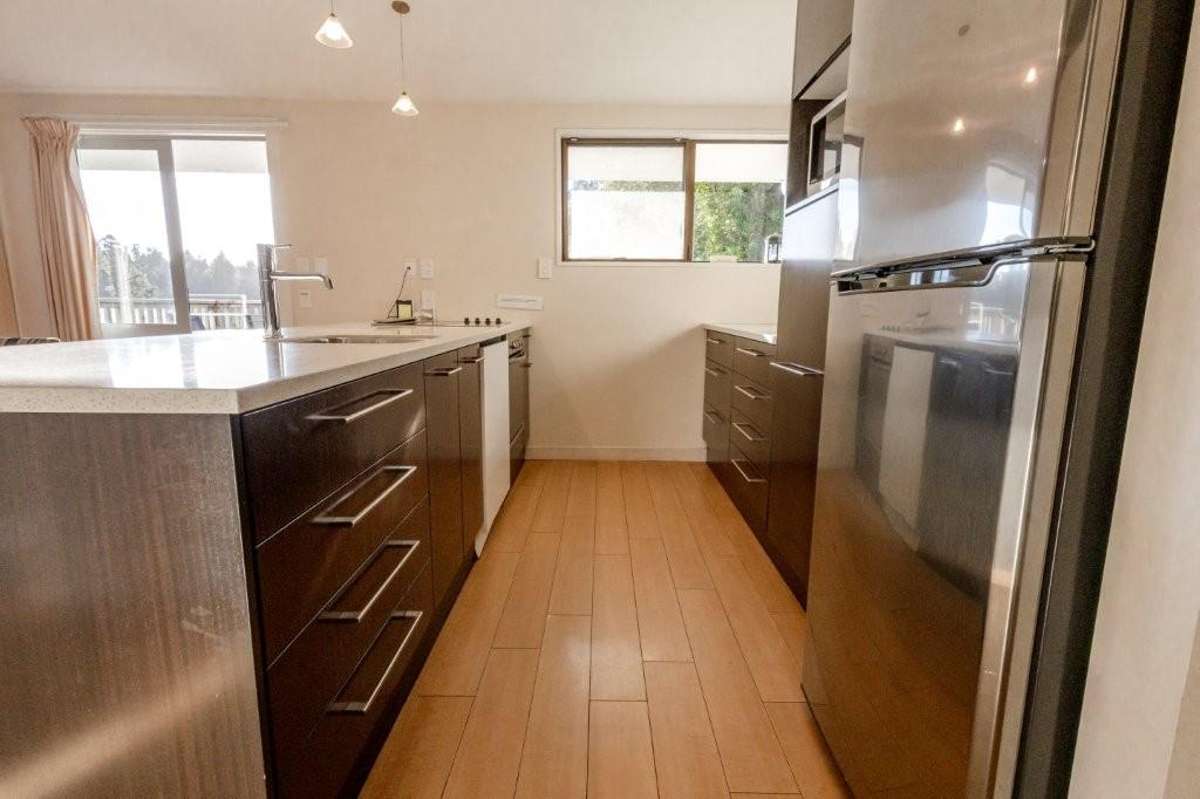 15 Punga Grove_4
