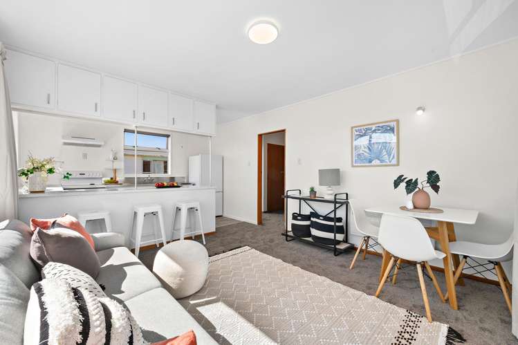 2/16 Ross Street_0