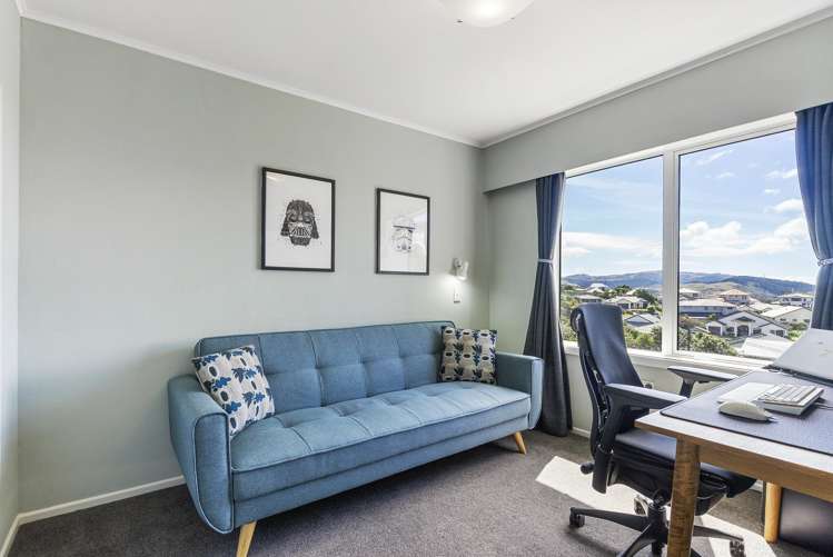 19 Kahikatea Grove Paparangi_9