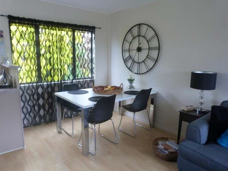 15/12 Ambrico Place New Lynn_2