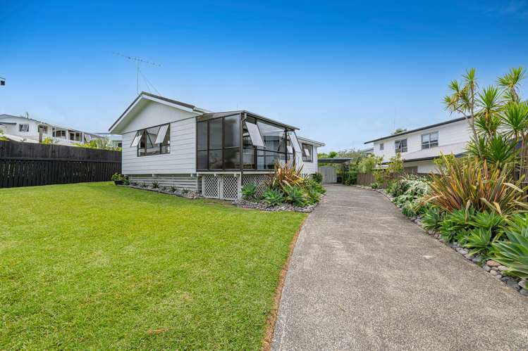 7 Kauri Crescent Snells Beach_14