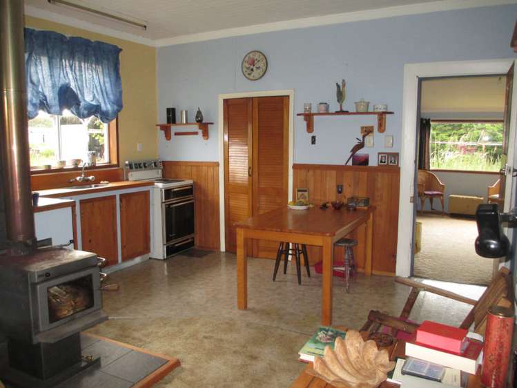 881 Tahakopa Valley Road Catlins Surrounds_1