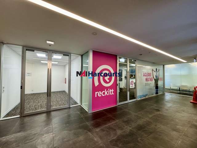 1/2 Fred Thomas Drive Takapuna_3