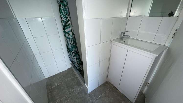 10 Hill Road Hillpark_7