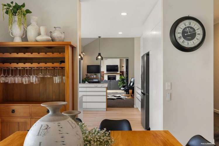 568 Redoubt Road Flat Bush_13