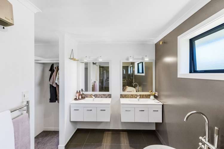 24 Ethereal Crescent Cromwell_15