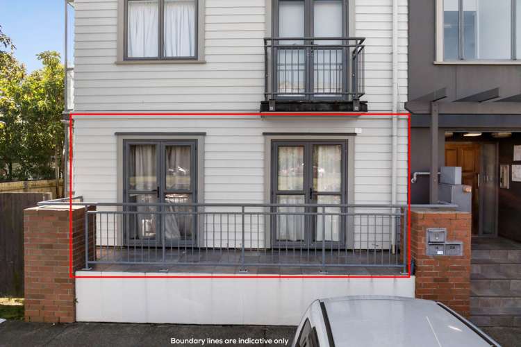 GA/8 Crown Lynn Place_0