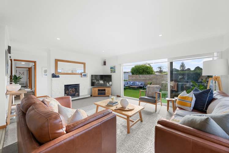 91 Beechdale Crescent Pakuranga Heights_9