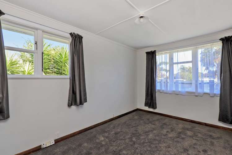 1203 Beatty Place Mayfair_12