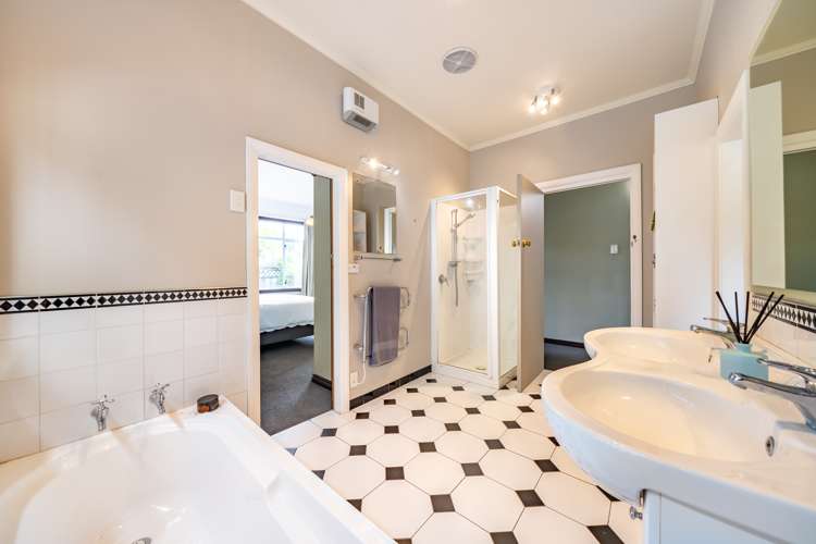 6 Chatsworth Road Silverstream_22