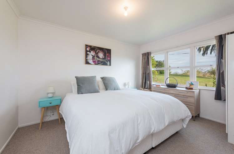 87 The Ridgeway Stoke_13