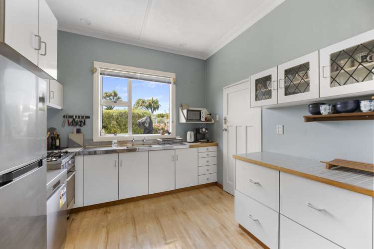 6 Burns Street Port Chalmers_10