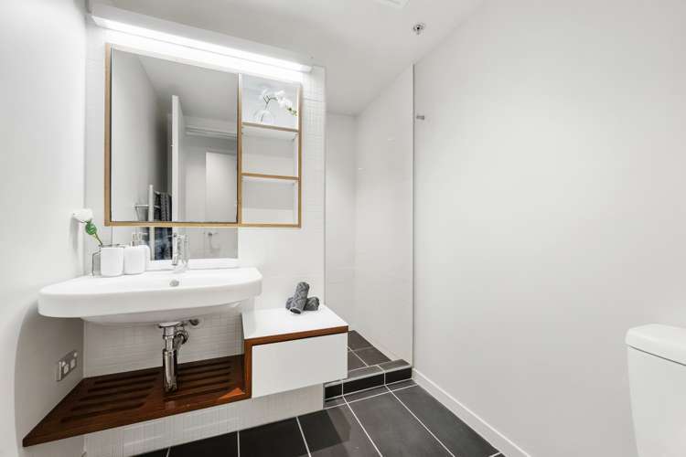 6d/82 Cable Street Te Aro_9