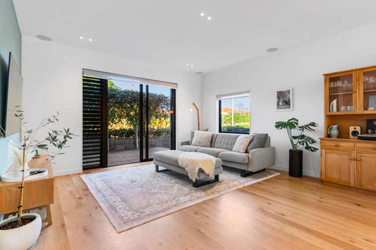 152 Buckley Avenue Hobsonville_5