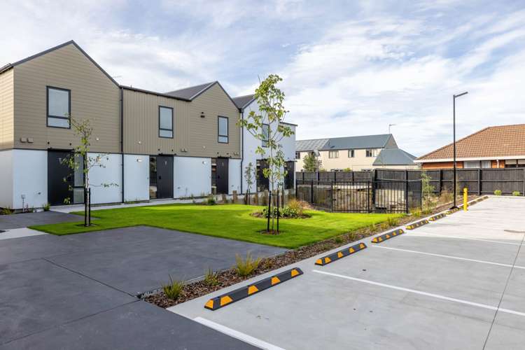 4/50 Antigua Street Addington_8