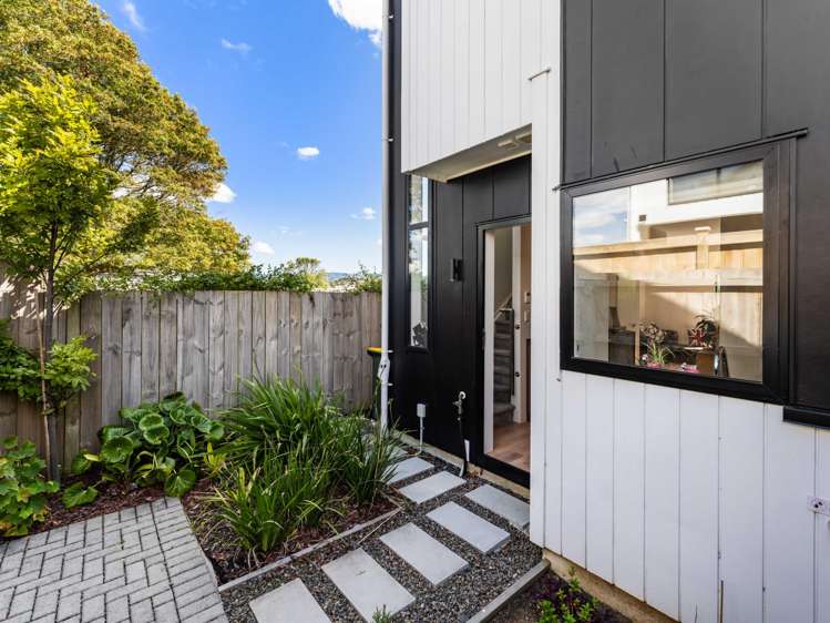 8/28 Smythe Road Henderson_18