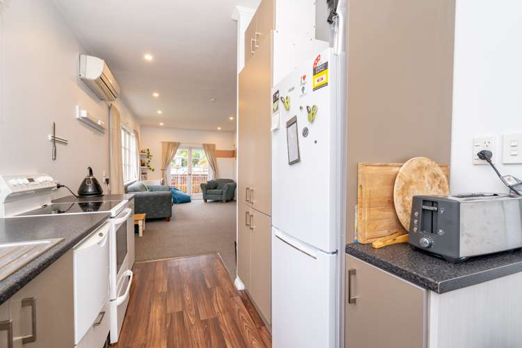 7 Edinburgh Street Green Island_11