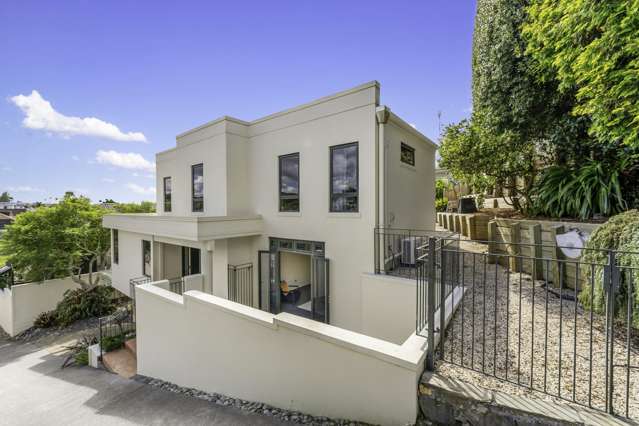 Elevated Coastal Living in the Heart Of Mission Bay
