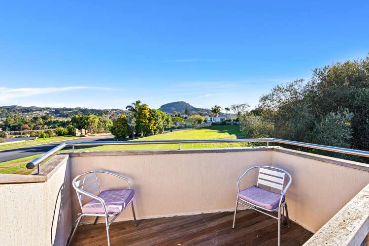 9 Pebble Beach Boulevard Te Kamo_21